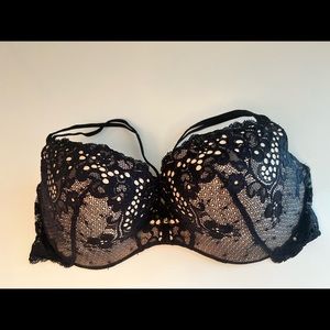 Victorias Secret Padded Demi bra. Size 36D